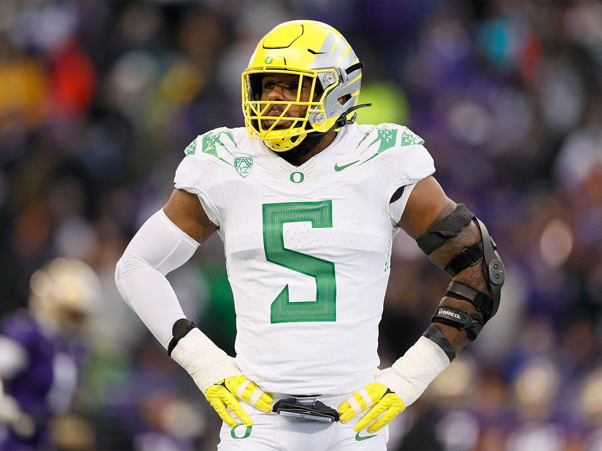 Why The Best Pass Rusher In College Football Doesn’t Get Many Sacks